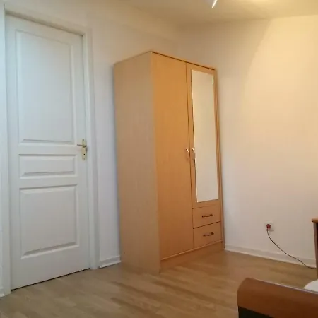 아파트 Studio Mansarde A 오요나